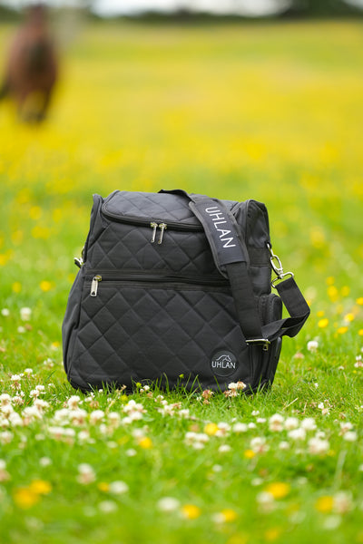 Black Grooming Pro Bag With USB Port & Drinks Cooler