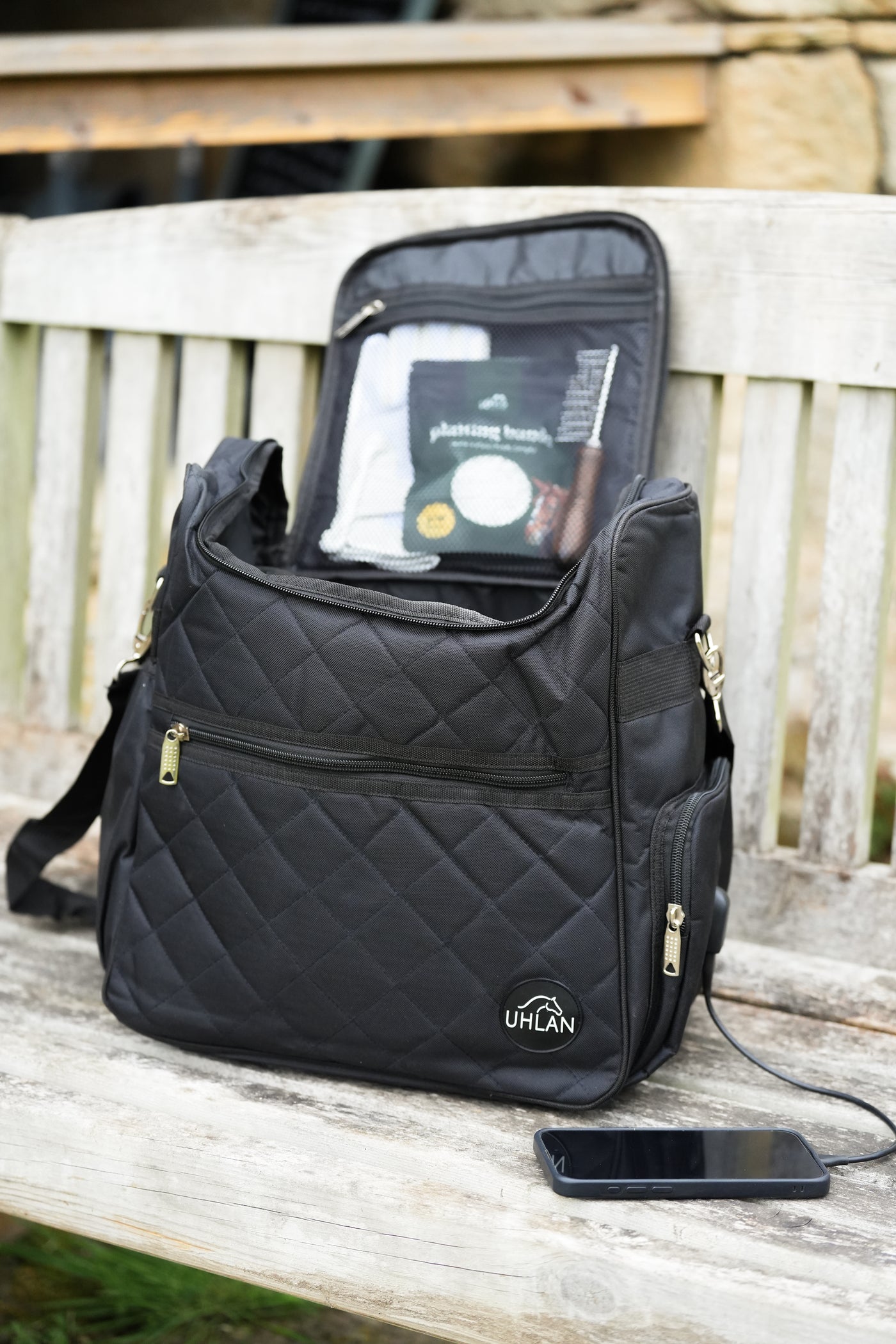 Black Grooming Pro Bag With USB Port & Drinks Cooler