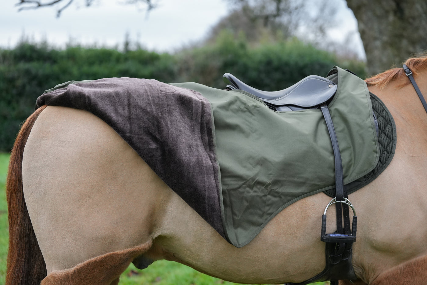 Hunter Green Waterproof Exercise Sheet Rug